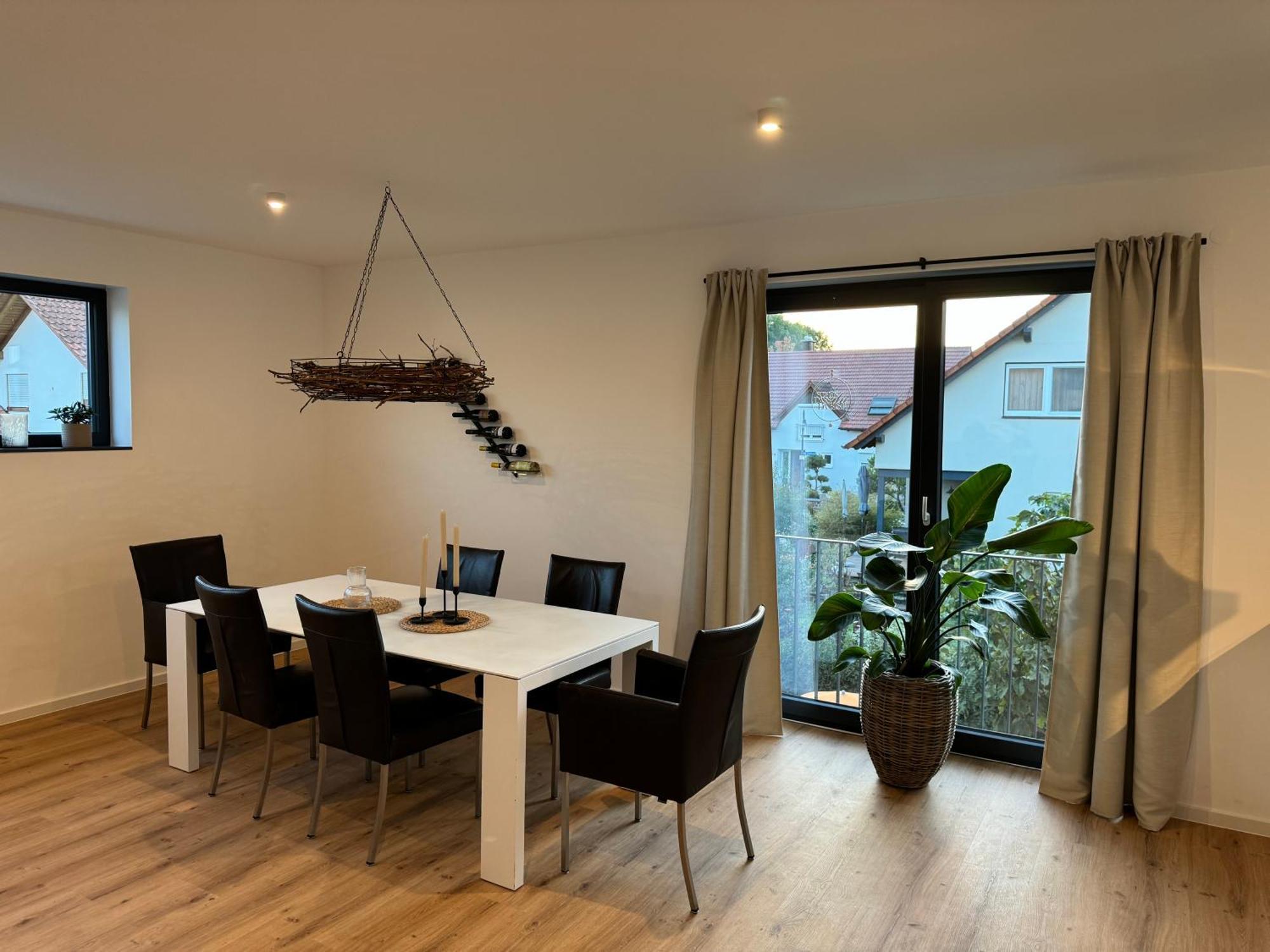Moderne Ferienwohnung Mit Terrasse, Grill & Privatparkplatz Venningen Dış mekan fotoğraf